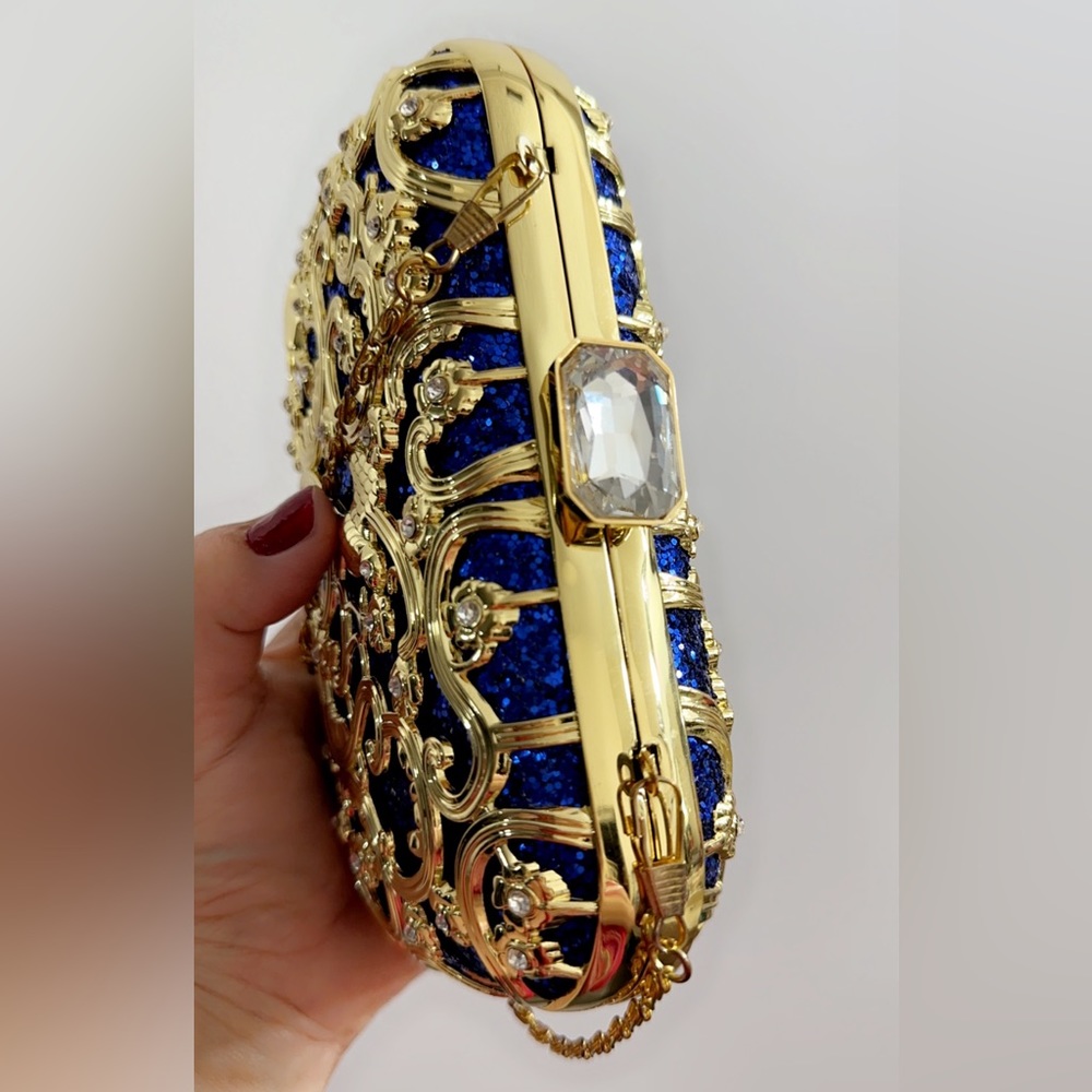 NWOT LUXURY Fawziya Jewel Bird Clutch.. UNIQUE..SOLD OUT, 7.5” x 5” ✅ - Picture 4 of 7